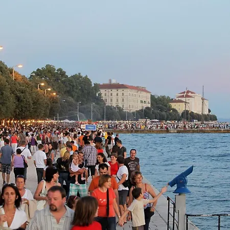 Two Bedroom In The Old Town Marija Zadar