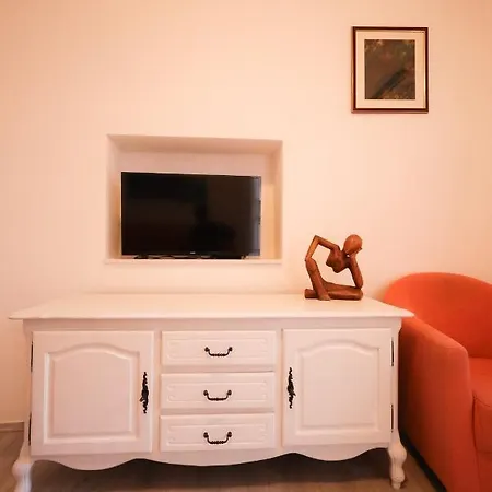 Two Bedroom In The Old Town Marija *