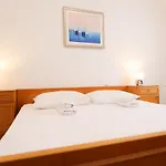 Two Bedroom In The Old Town Marija Апартаменты Задар